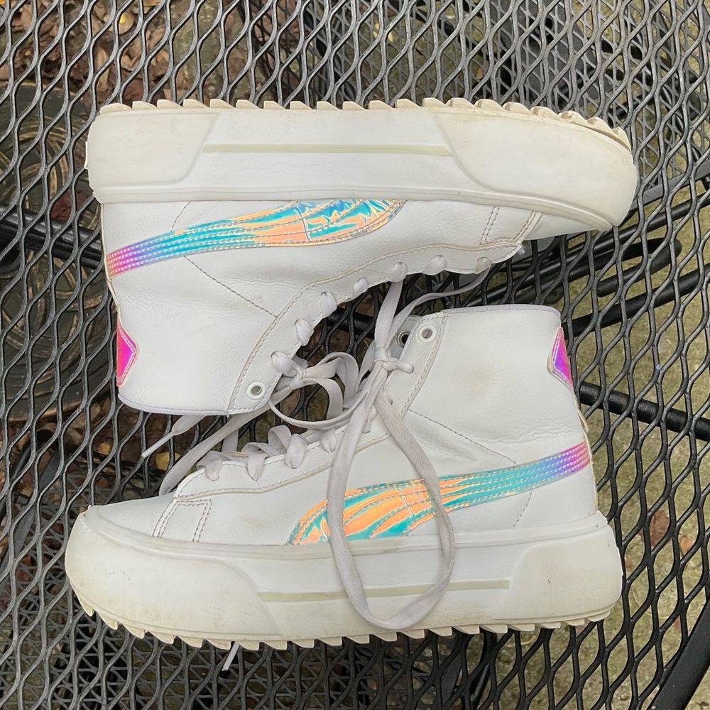 Cool Puma Iridescent Reflective White Size 6C? High Top Lace Up Sneakers! - Picture 10 of 15
